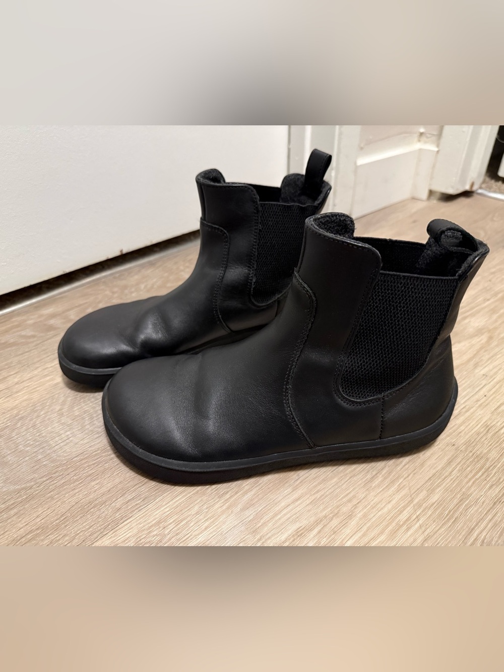 Be Lenka - Entice Neo - All Black Women’s Barefoot Boots - Picture 11 of 12